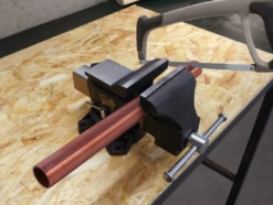 PEUGEOT - EBT200 Etau D'établi Pivotant En Fonte GS Et Acier 200 Mm 9 PEUGEOT - EBT200 Etau D'établi Pivotant En Fonte GS Et Acier 200 Mm -Outil Soldes PEUGEOT Etau d etabli pivotant EBT 200 100715 2